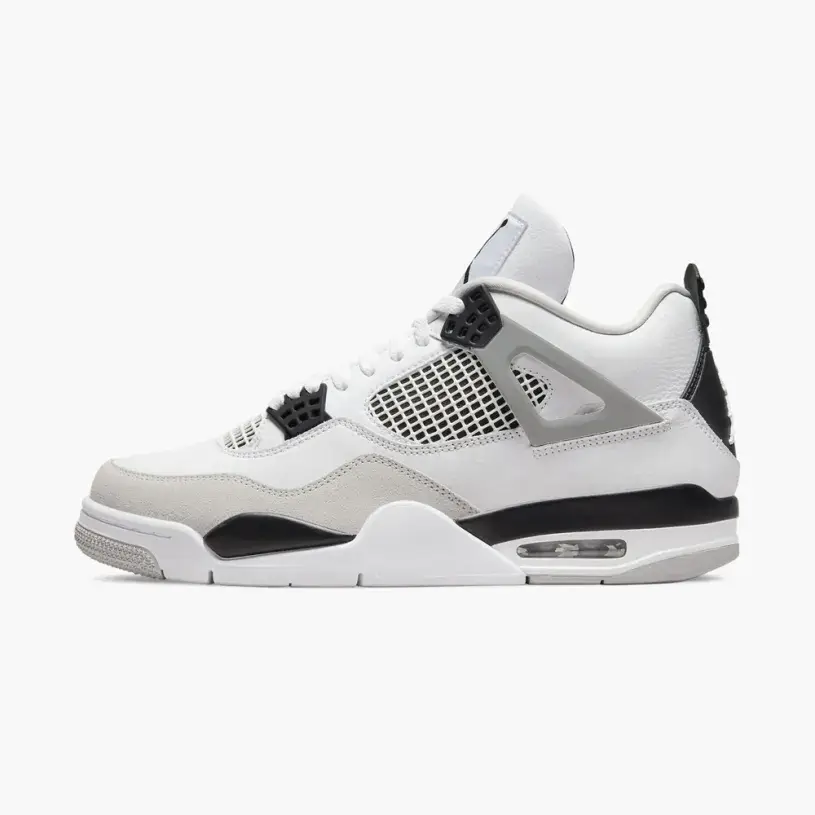 Air Jordan 4 Retro “Military Black” 