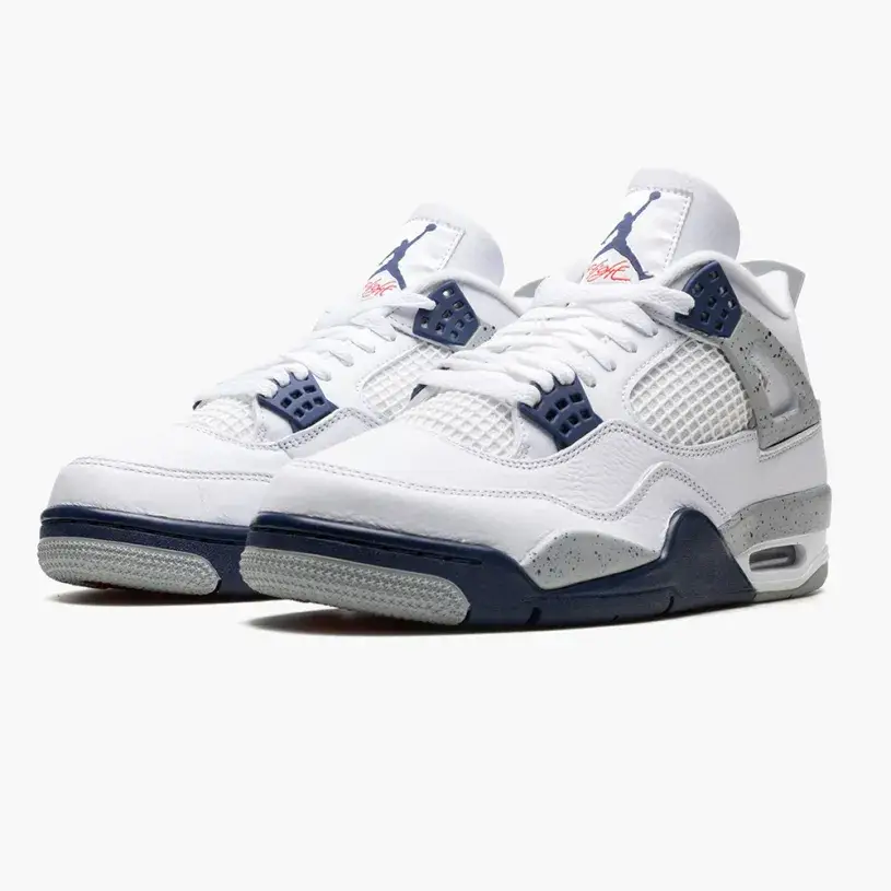 AIR JORDAN 4 “Midnight Navy” 