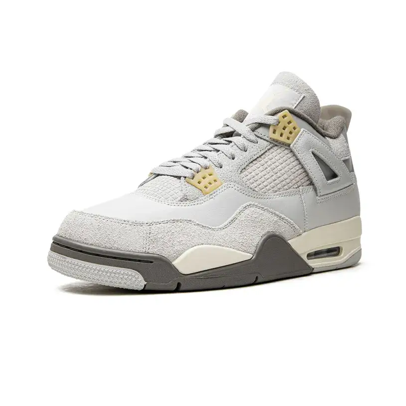 AIR JORDAN 4 CRAFT “Photon Dust” 