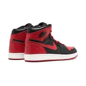 Air Jordan 1 Retro High ‘Banned’ 2011