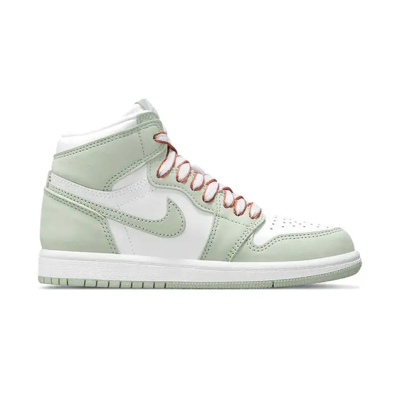 Wmns Air Jordan 1 Retro High OG ‘Seafoam’ 