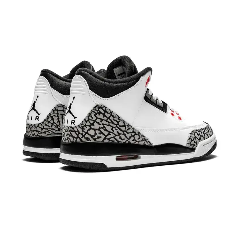 Air Jordan 3 Retro BG ‘Infrared 23’ 