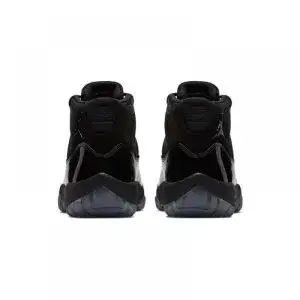 AIR JORDAN 11 RETRO ‘CAP AND GOWN’