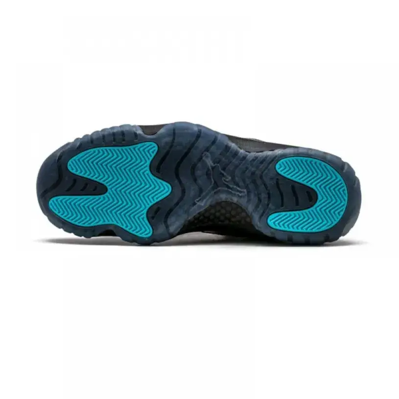 AIR JORDAN 11 RETRO ‘GAMMA BLUE’ 