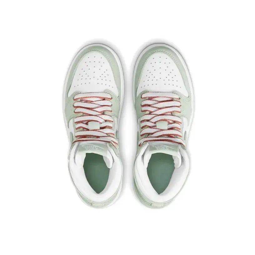 Wmns Air Jordan 1 Retro High OG ‘Seafoam’ 