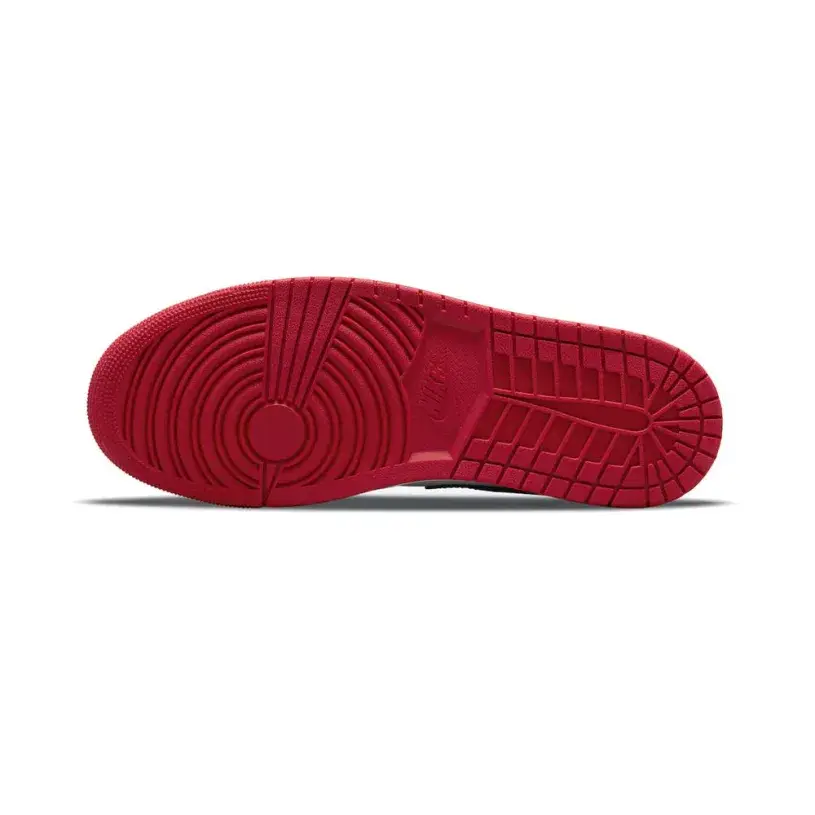 Air Jordan 1 Low “Bred Toe” 