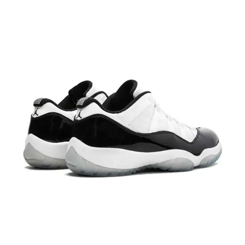 Air Jordan 11 Retro Low ‘Concord’ 