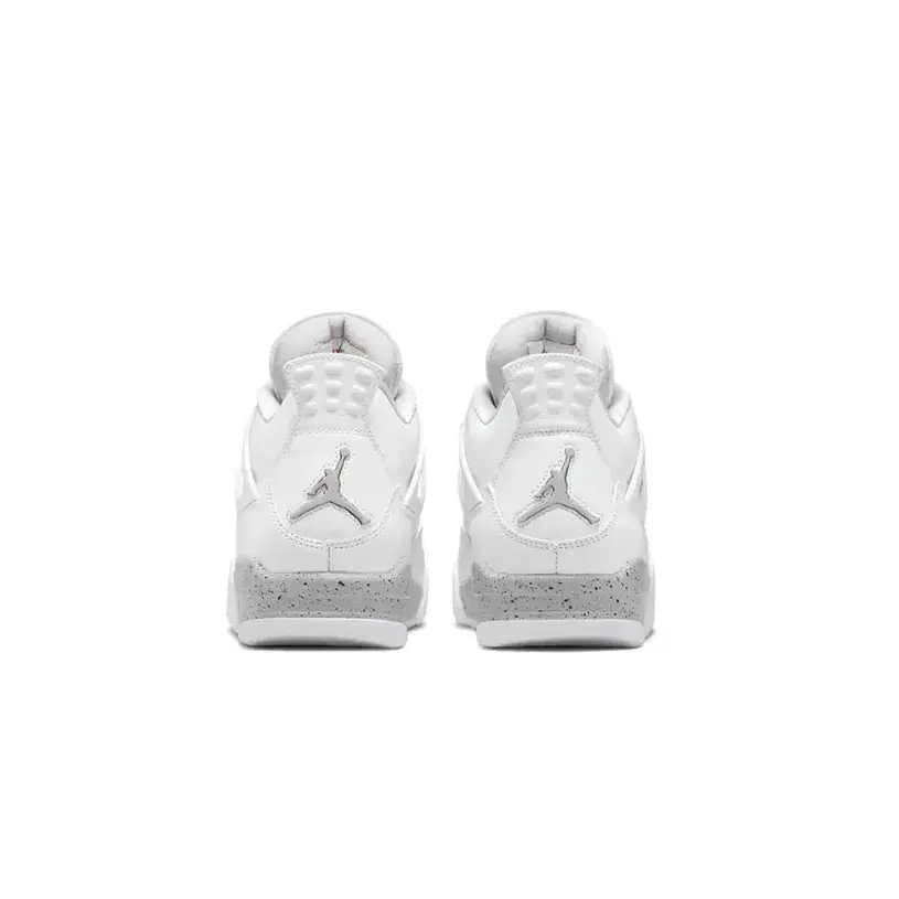 Air Jordan 4 “White Oreo” 