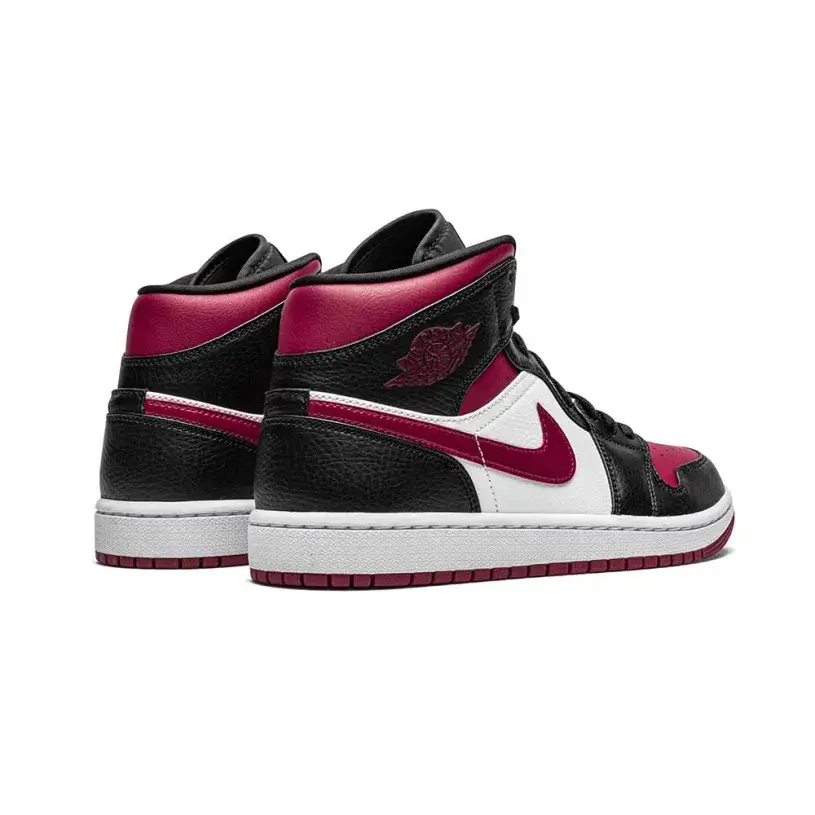 Air Jordan 1 Mid “Bred Toe” 