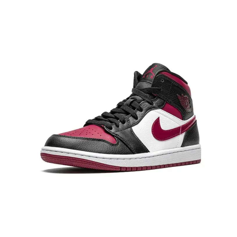 Air Jordan 1 Mid “Bred Toe” 