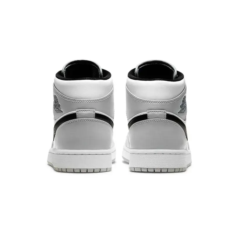 Air Jordan 1 Mid “Light Smoke Grey” 