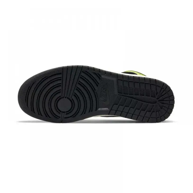 AIR JORDAN 1 RETRO HIGH OG ‘VOLT GOLD’ 