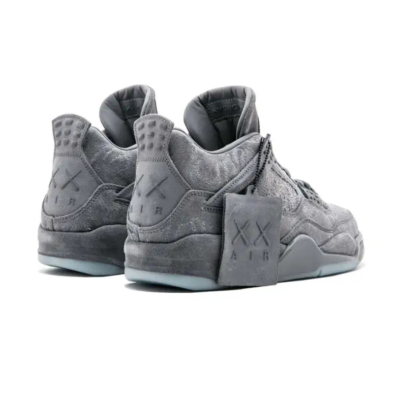 Air Jordan 4 Retro ‘KAWS x’ 