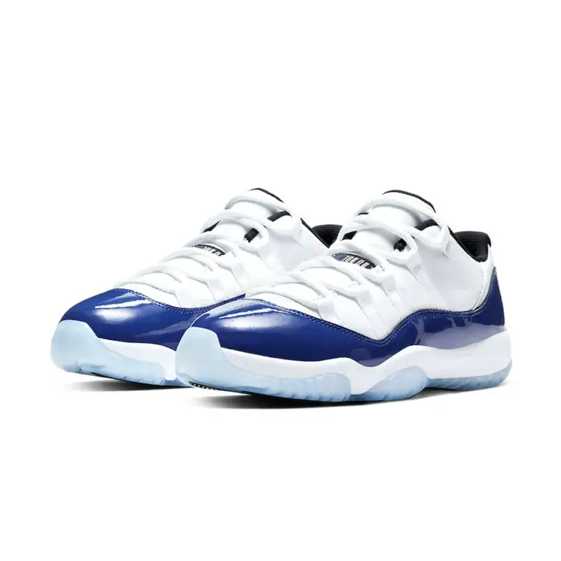 Jordan Air Jordan 11 Low WMNS “Concord Sketch” 