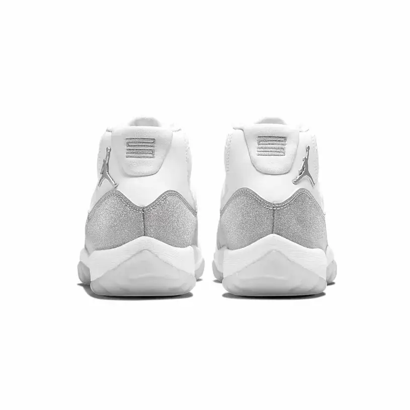Air Jordan 11 Retro “METALLIC SILVER” 