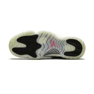 Air Jordan 11 Retro Low “Snakeskin Light Bone” 