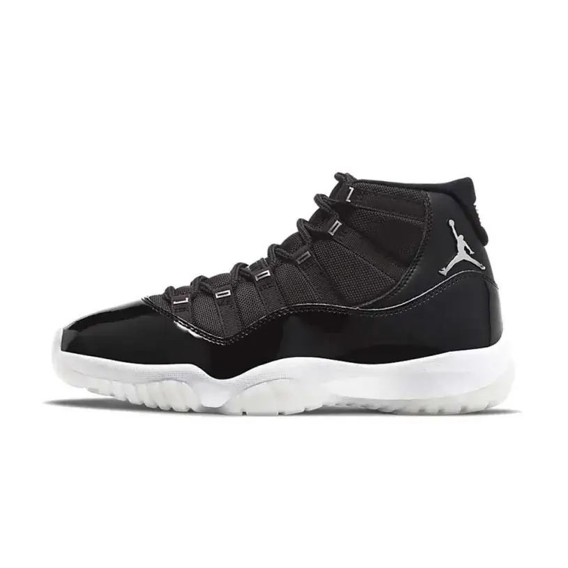 Air Jordan 11 Retro ‘Clear Black’ 