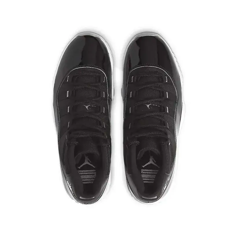 Air Jordan 11 Retro ‘Clear Black’ 