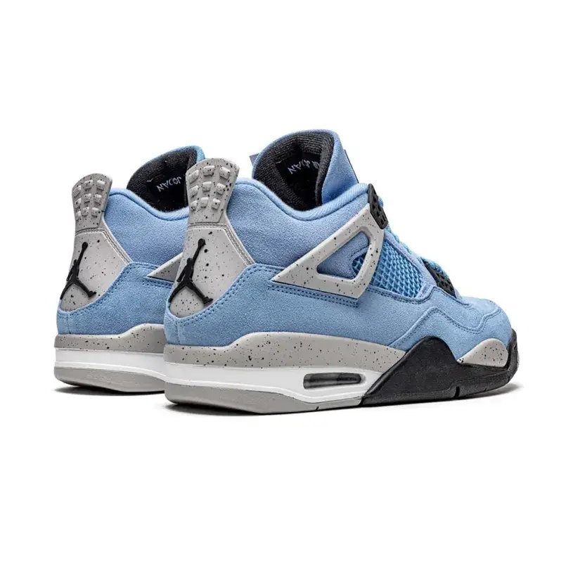 Air Jordan 4 Retro ‘University Blue’ CT8527 400 