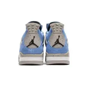 Air Jordan 4 Retro ‘University Blue’ CT8527 400