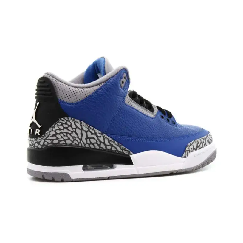 Jordan Air Jordan 3 Retro “Varsity Royal” 