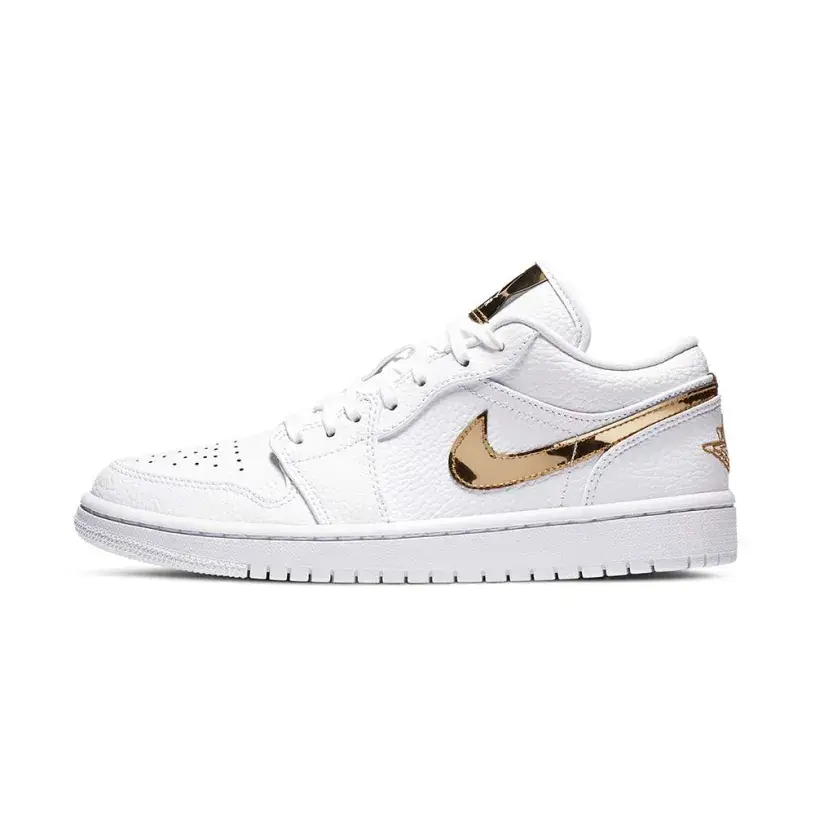 Air Jordan 1 Retro Low WMNS ‘White Metallic Gold’ 