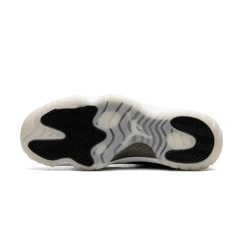 AIR JORDAN 11 “Gratitude” 